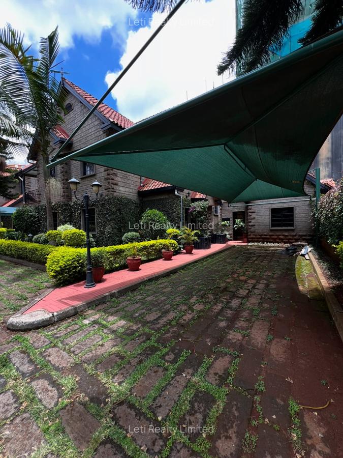 4 Bed Townhouse with En Suite in Kileleshwa - 3