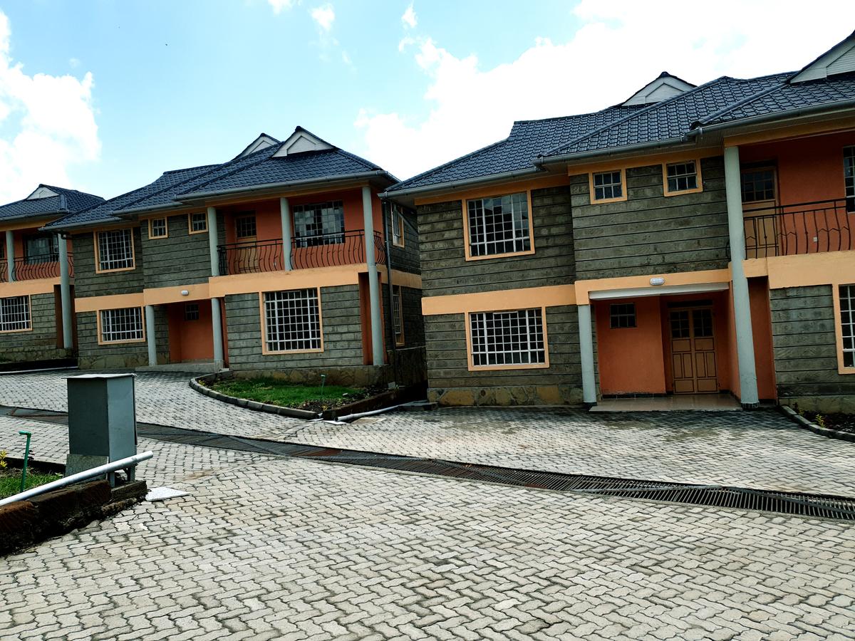 5 Bed Townhouse with En Suite in Ongata Rongai - 1