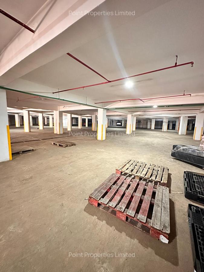 19,200 ft² Office with Service Charge Included in Spring Valley - 10