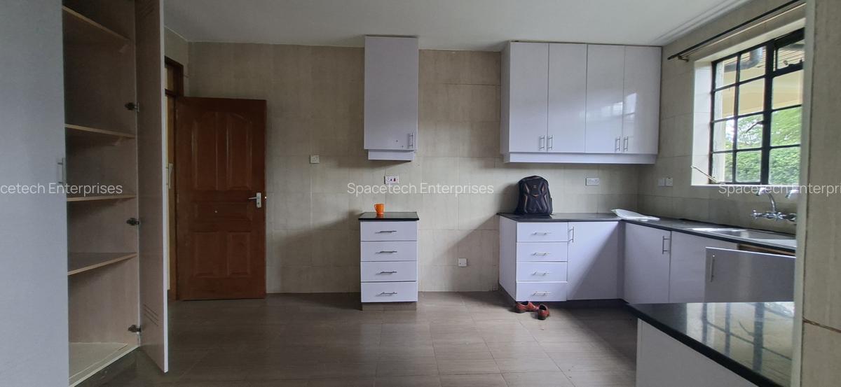4 Bed Townhouse with Staff Quarters in Kiambu Road - 10