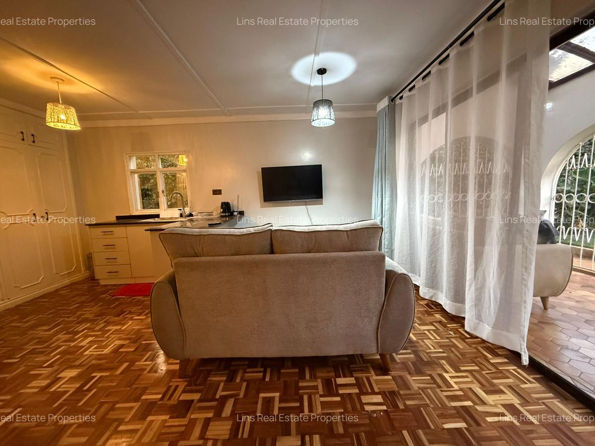 1 Bed House with En Suite in Loresho - 11