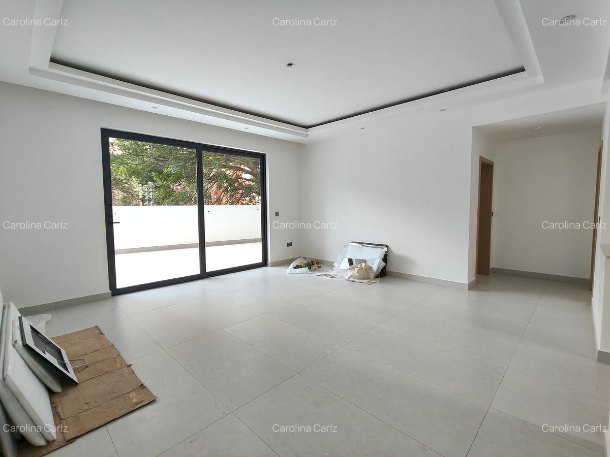 2 Bed Apartment with En Suite at Brookside Drive - 3