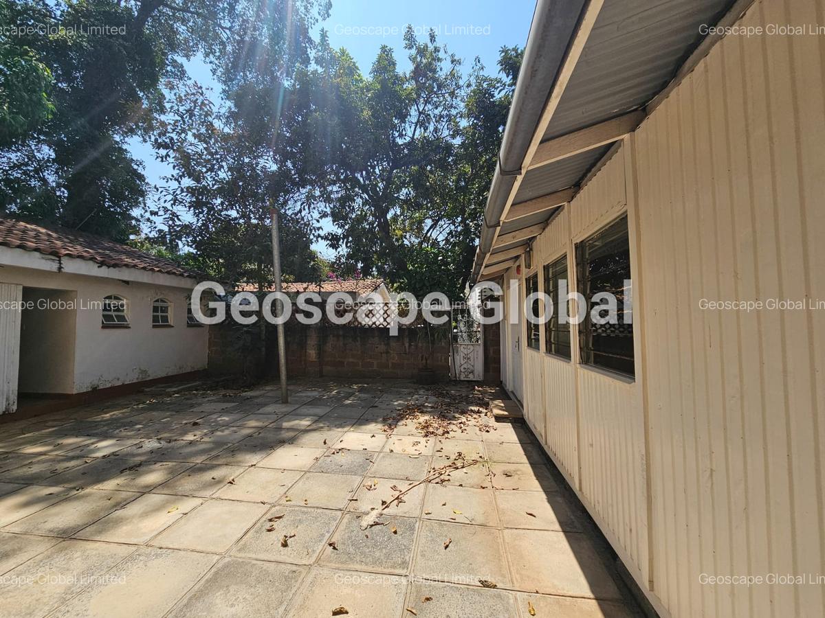 Commercial Property with Parking in Gigiri - 4