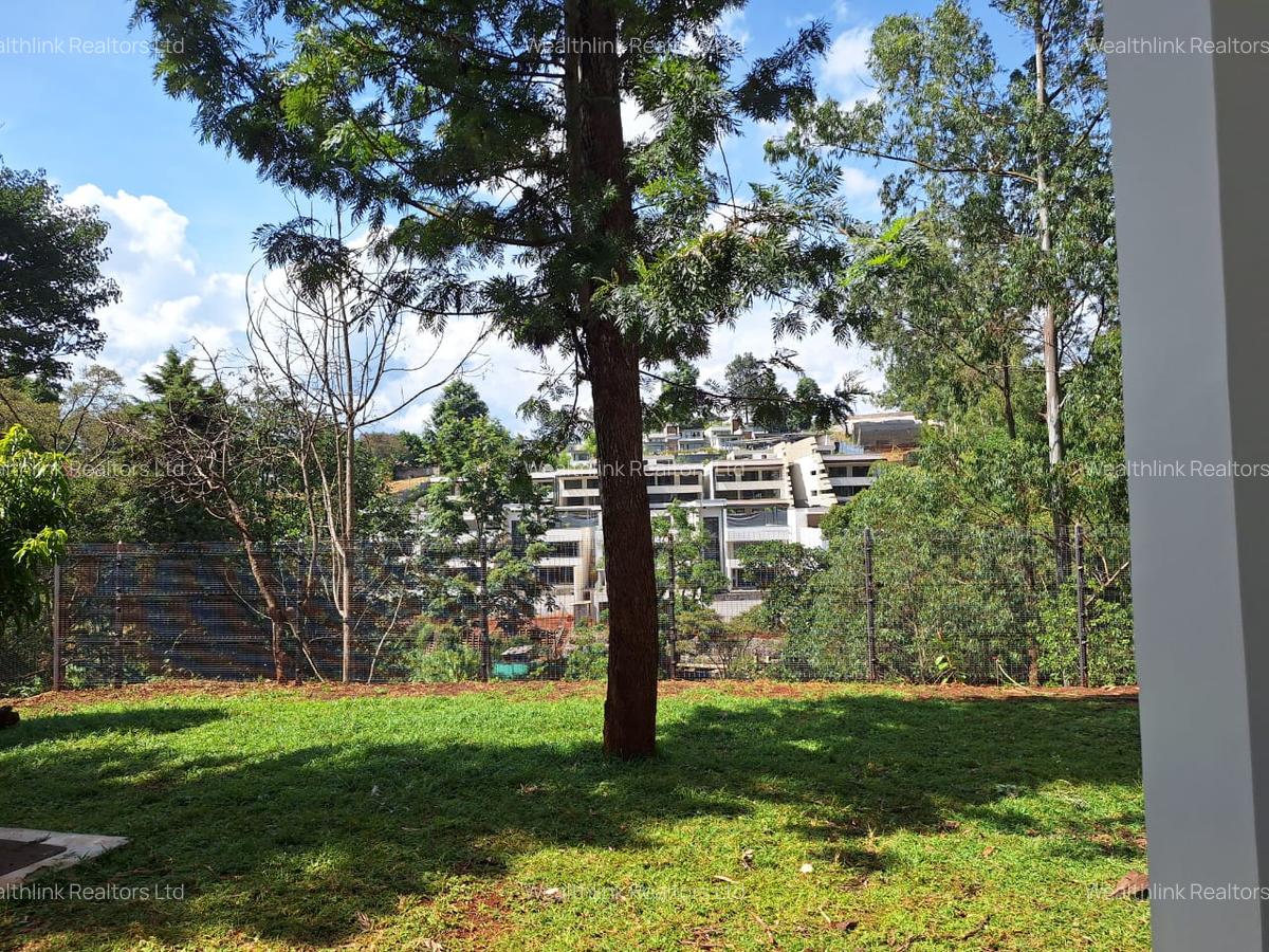 5 Bed Townhouse with En Suite at Loresho - 6