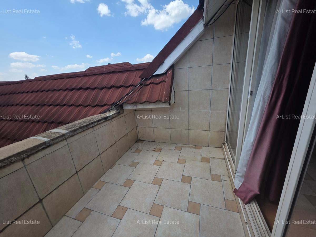 4 Bed Apartment with En Suite at Lavington - 19