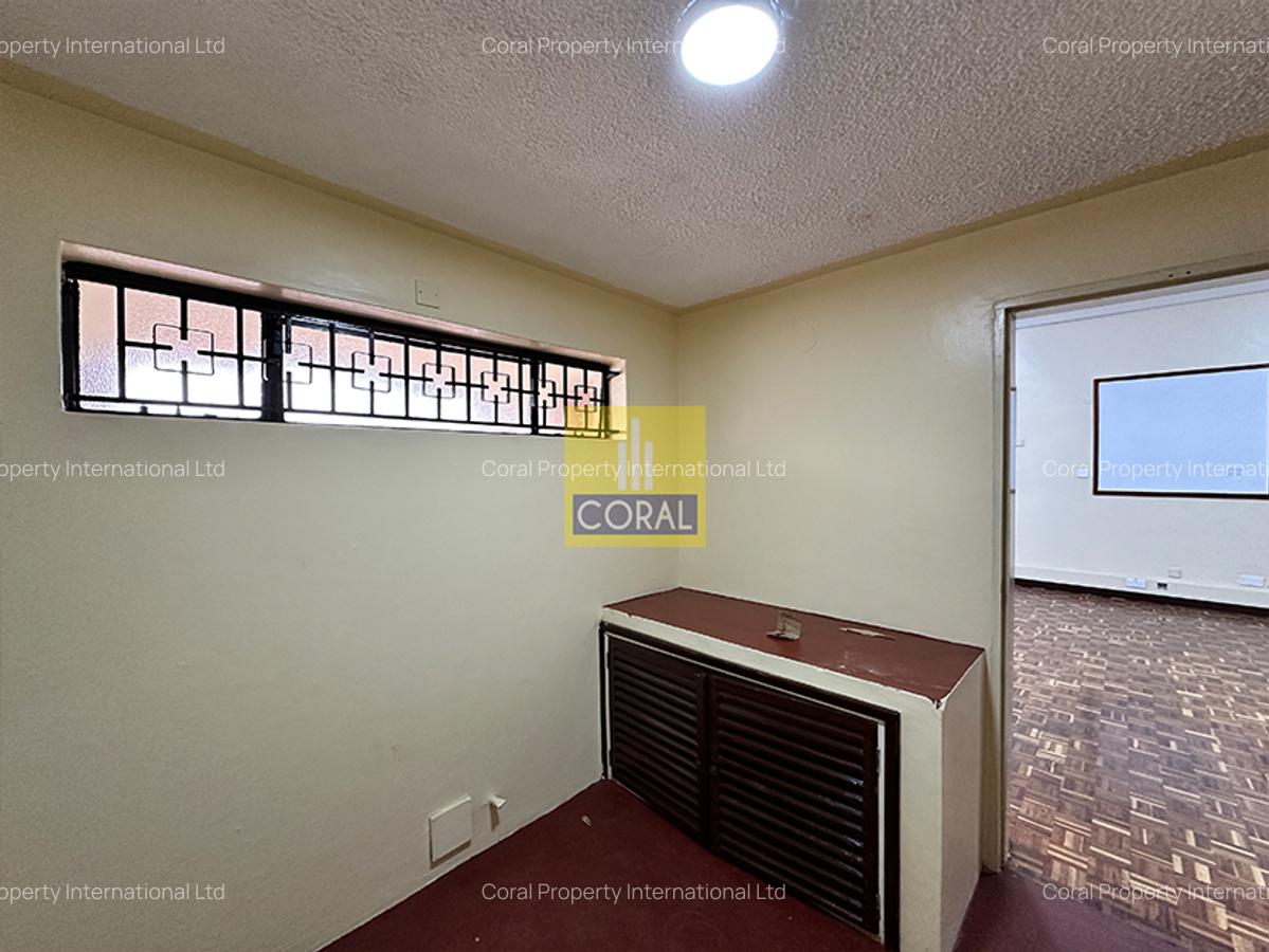 5,541 ft² Office in Gigiri - 10