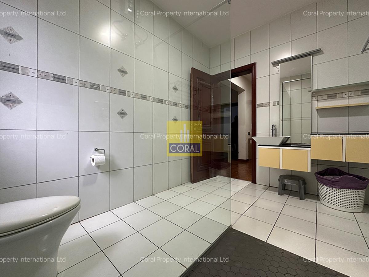 5 Bed Apartment in Rhapta Road - 15