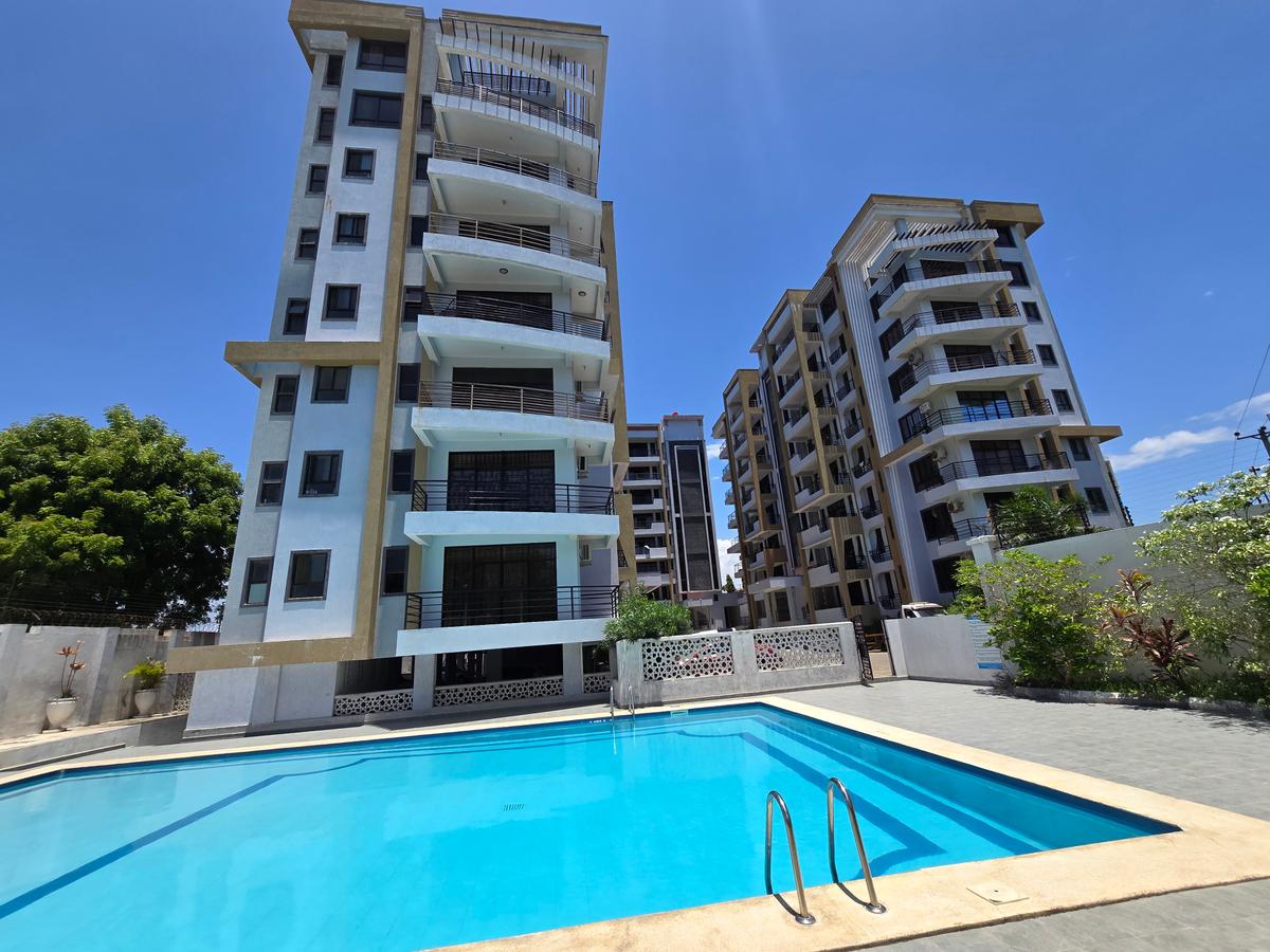 3 Bed Apartment with En Suite in Nyali Area - 1