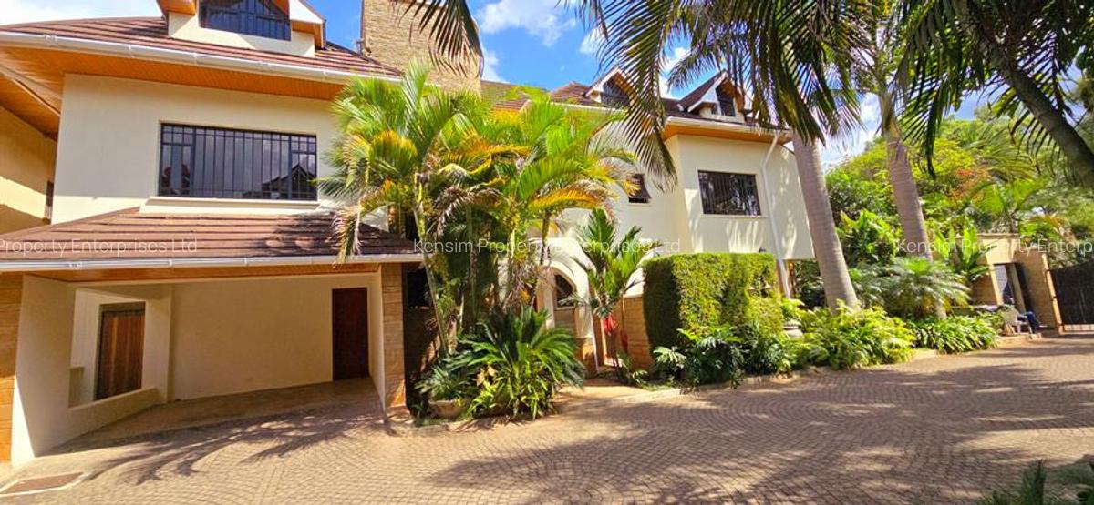 5 Bed Townhouse with En Suite in Lavington - 6