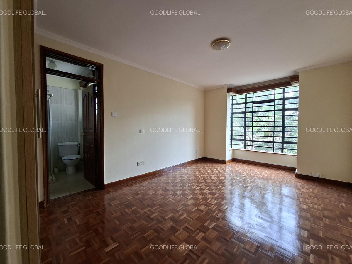 4 Bed Villa with En Suite at Nyari - 7