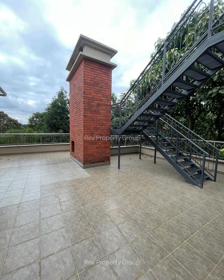 5 Bed Villa with En Suite in Lavington - 9