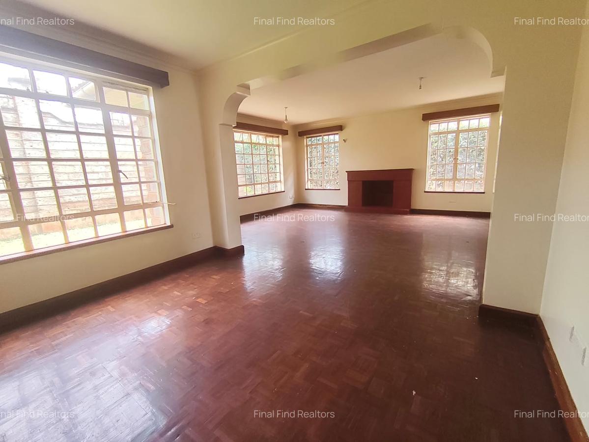 4 Bed Townhouse with En Suite in Gigiri - 7