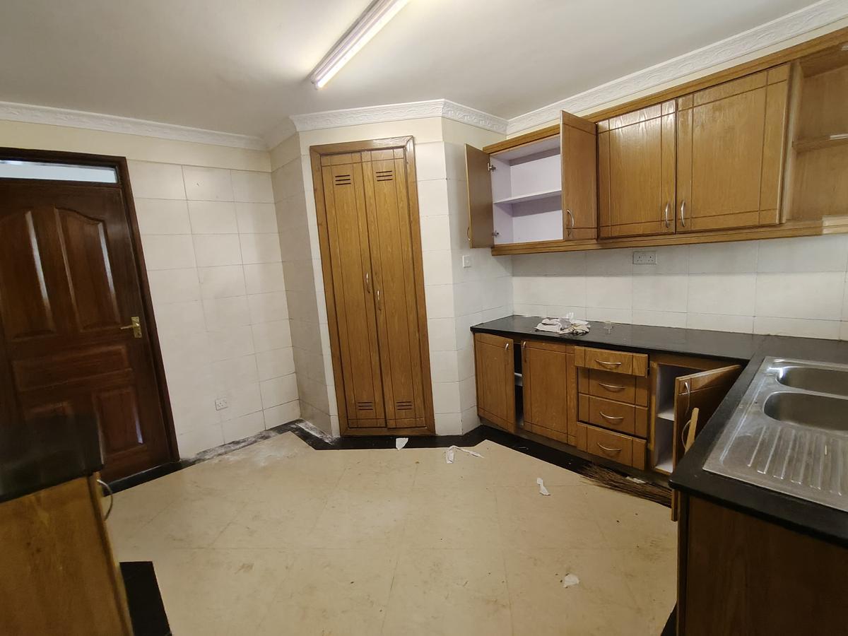 3 Bed Apartment with Staff Quarters in Lavington - 8