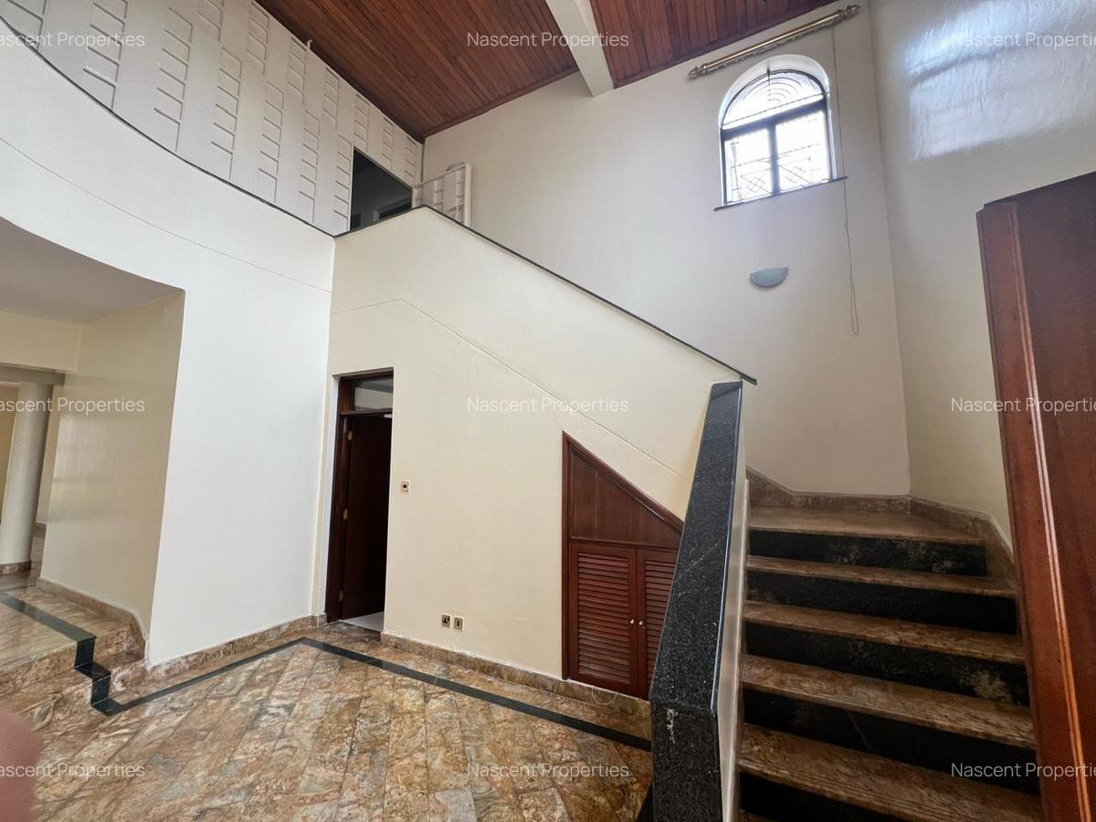 4 Bed Townhouse with En Suite in Spring Valley - 7