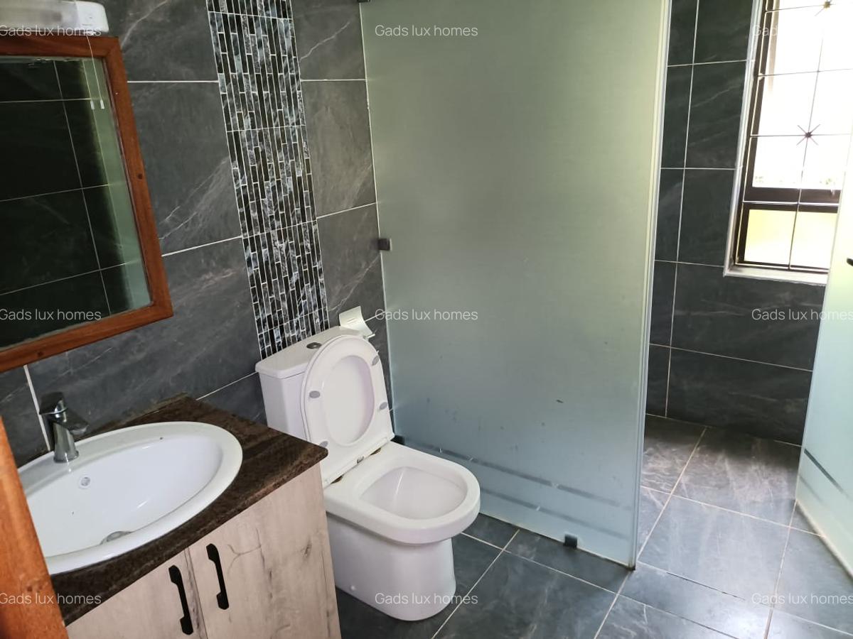 4 Bed Townhouse with En Suite at Runda - 16