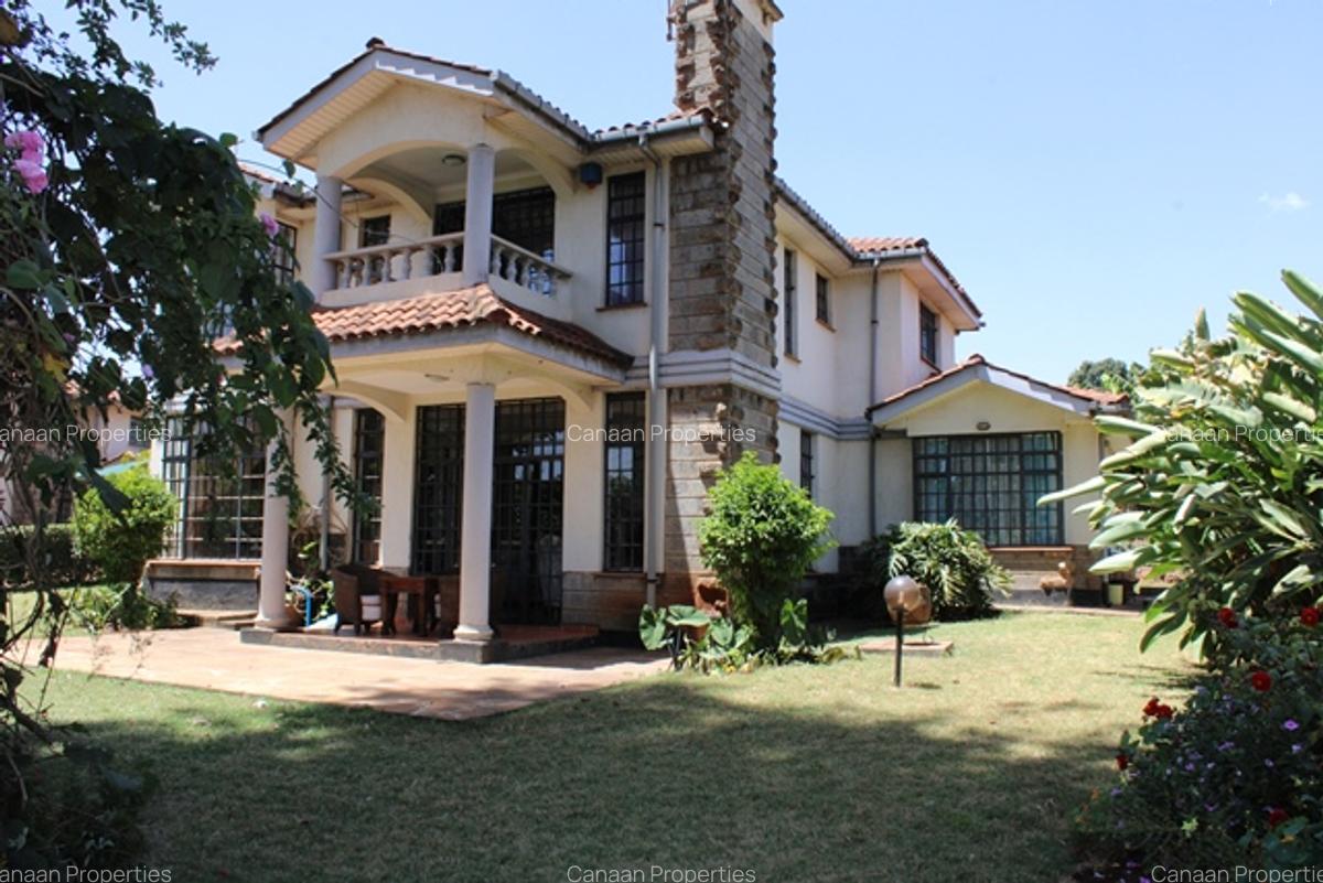 4 Bed Townhouse with Swimming Pool in Rosslyn - 1