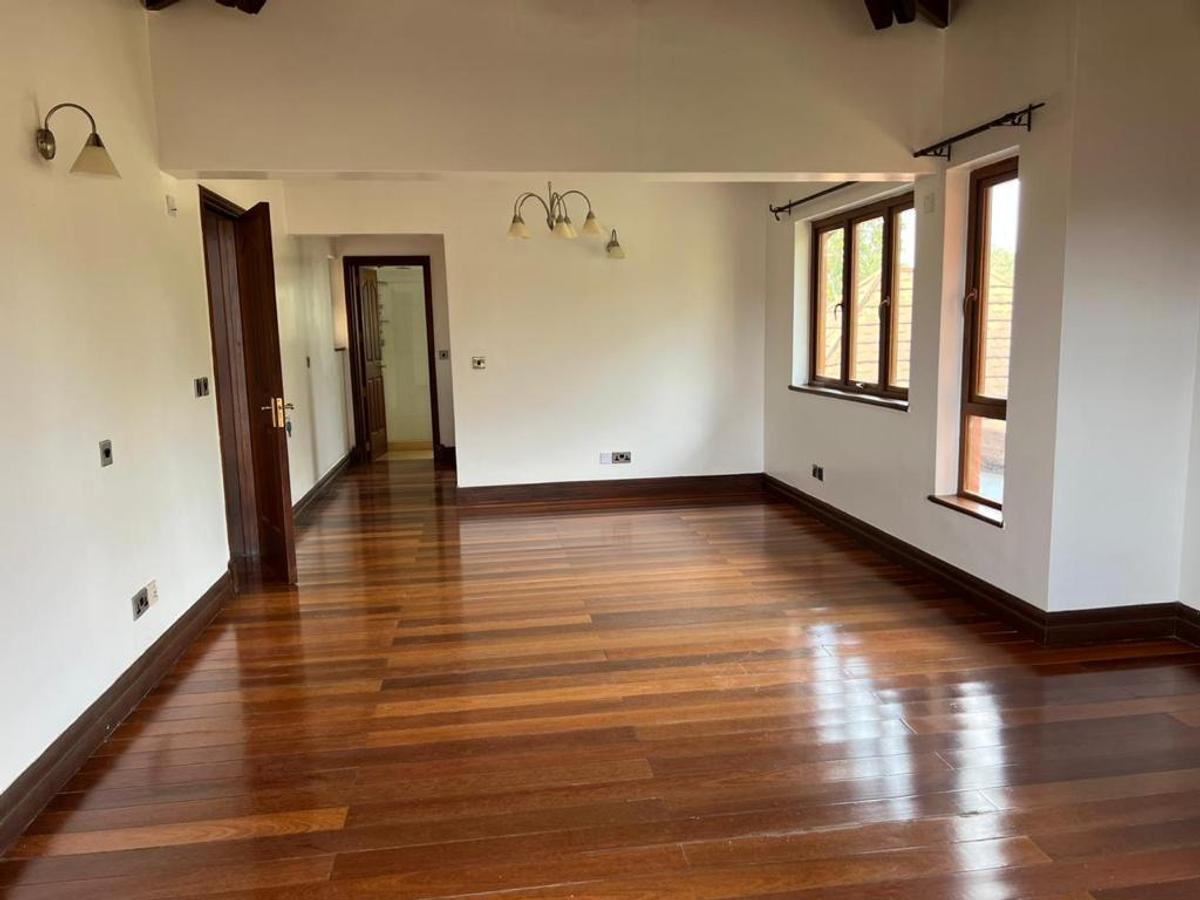 4 Bed Apartment with En Suite in Kitisuru - 6