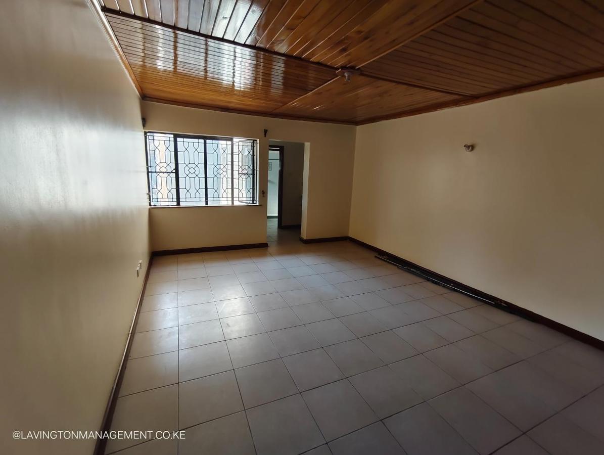 5 Bed Townhouse with En Suite at Lavington Green - 12