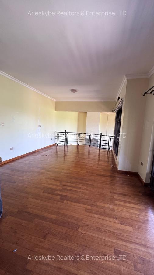 5 Bed Villa with En Suite in Runda - 10