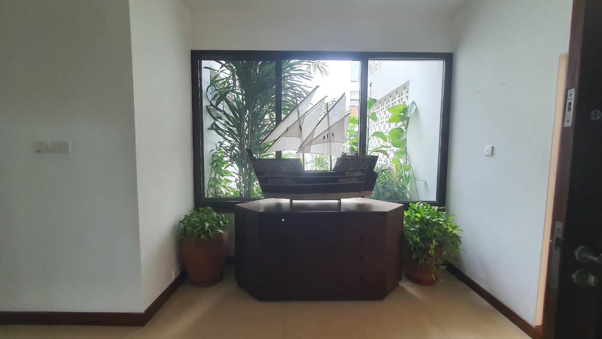 Serviced 3 Bed Apartment with En Suite in Mkomani - 19