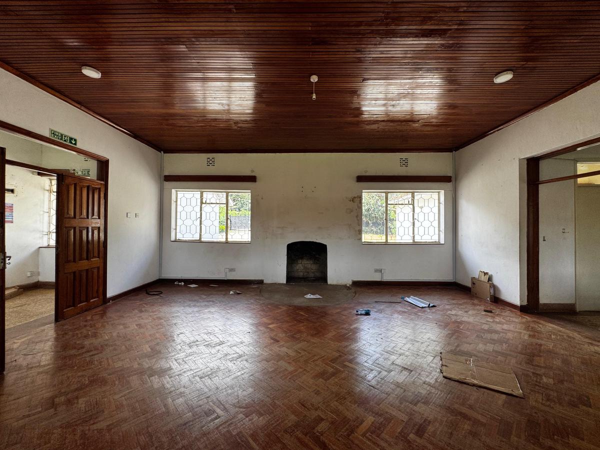 1 ac Commercial Property with Parking in Riverside - 2