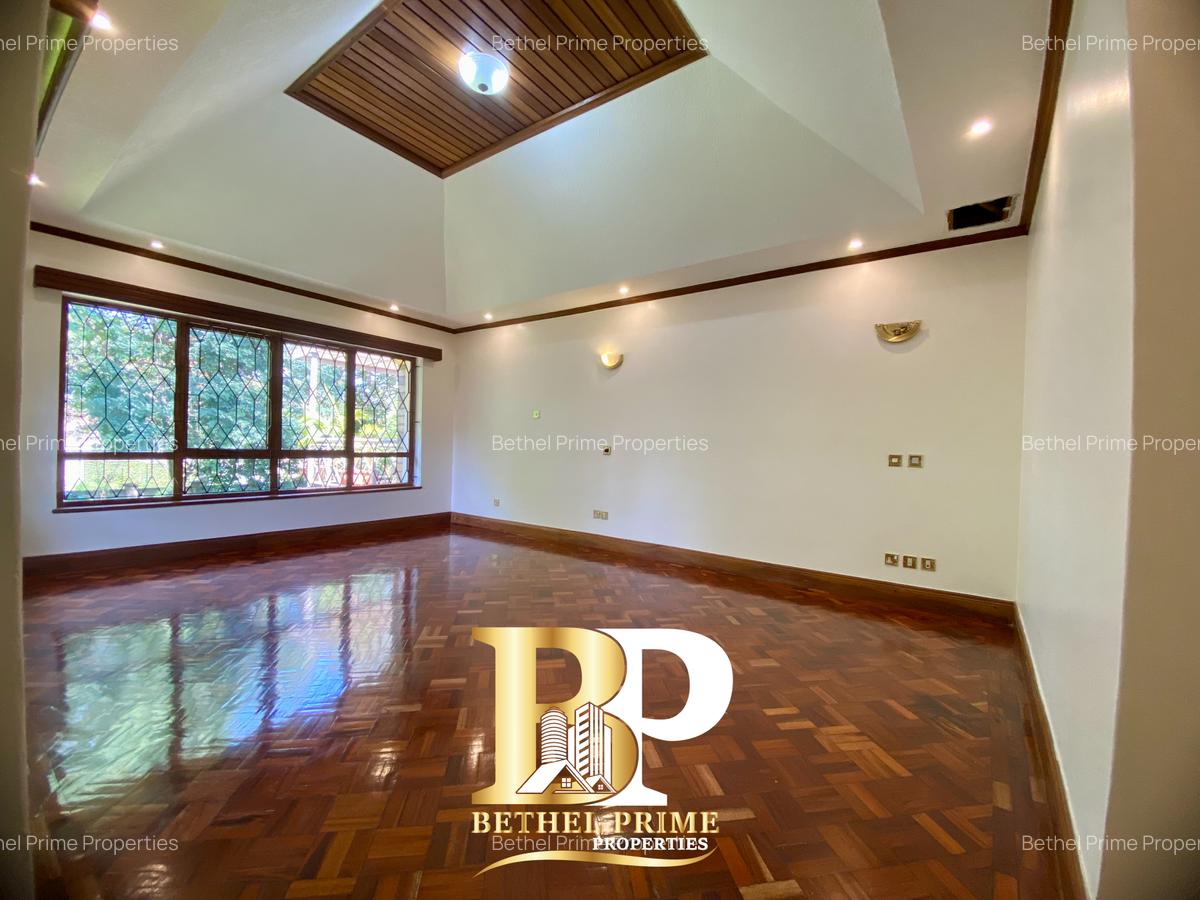 6 Bed Townhouse with En Suite in Runda - 5