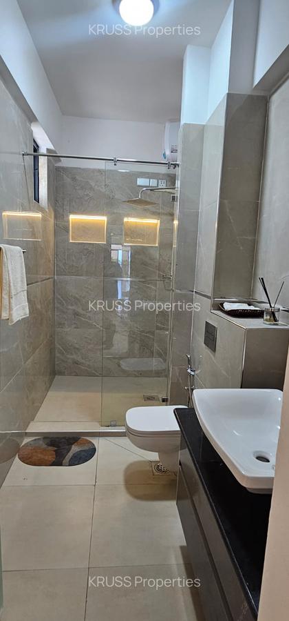 1 Bed Apartment with Lift at As153 - 4
