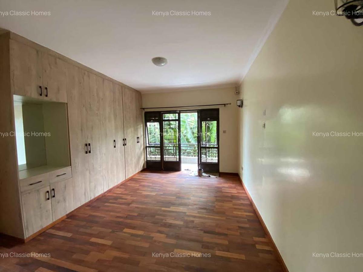 5 Bed Villa with En Suite at Runda - 8