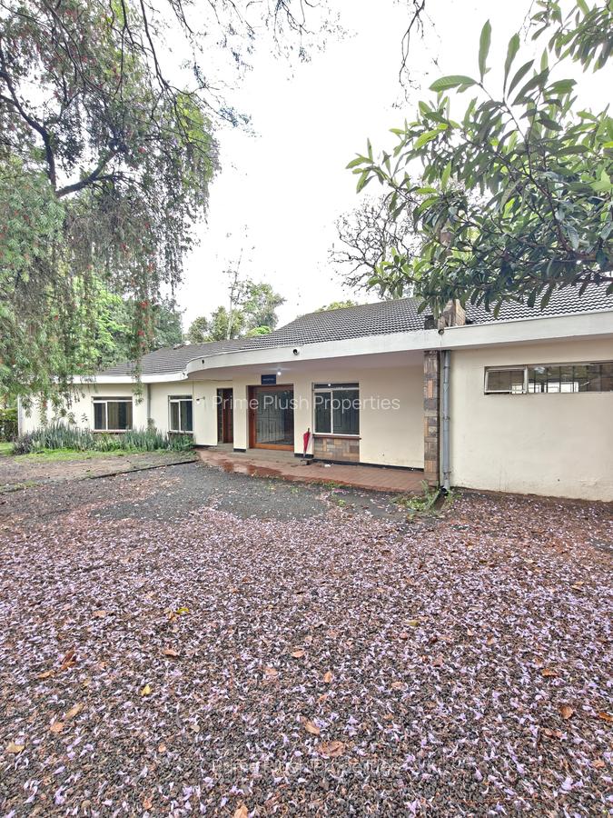 4 Bed House with Staff Quarters in State House - 1