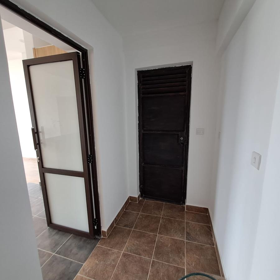 2 Bed Apartment with En Suite in Kilimani - 20