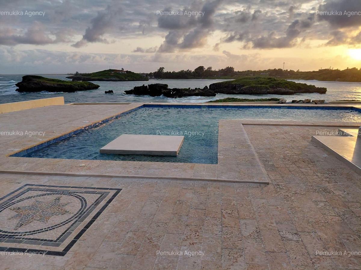 4 Bed Villa with En Suite in Malindi - 7