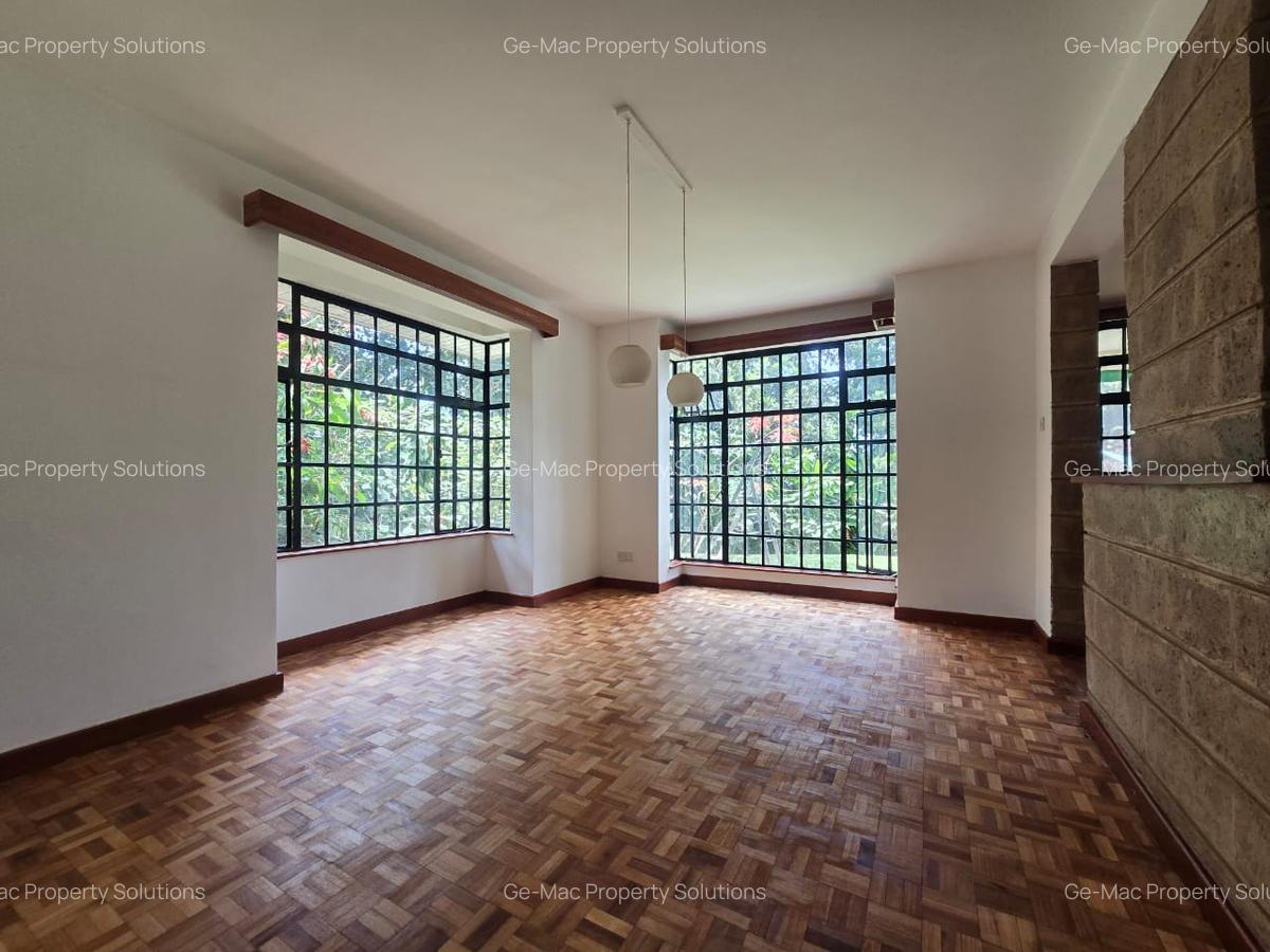 4 Bed Townhouse with En Suite in Nyari - 8