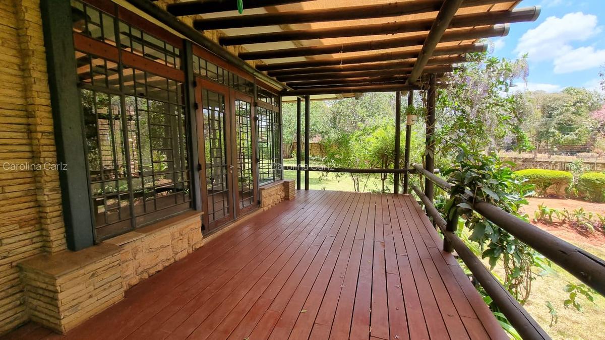 4 Bed House with En Suite in Lake View - 3