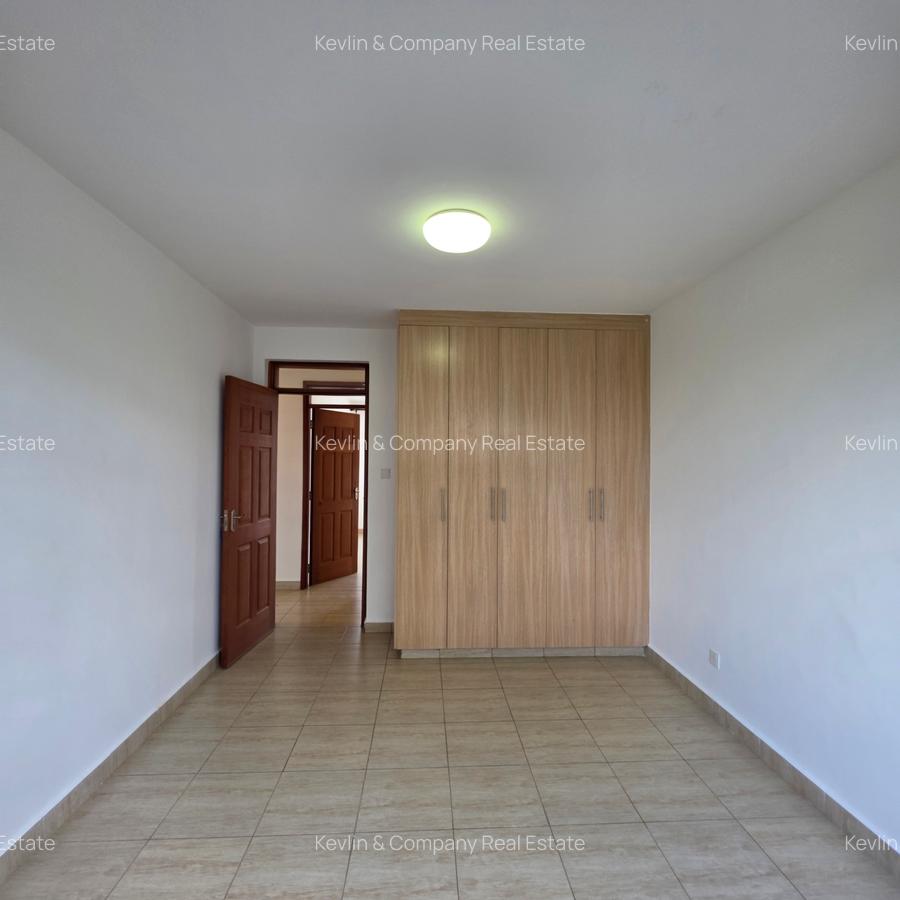3 Bed Apartment with En Suite in Lavington - 11