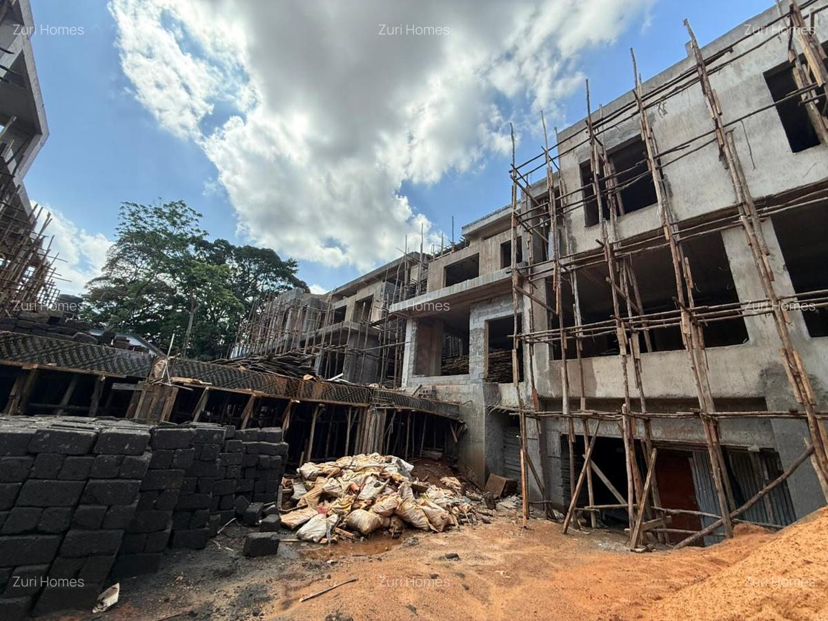 5 Bed Townhouse with En Suite in Lavington - 8
