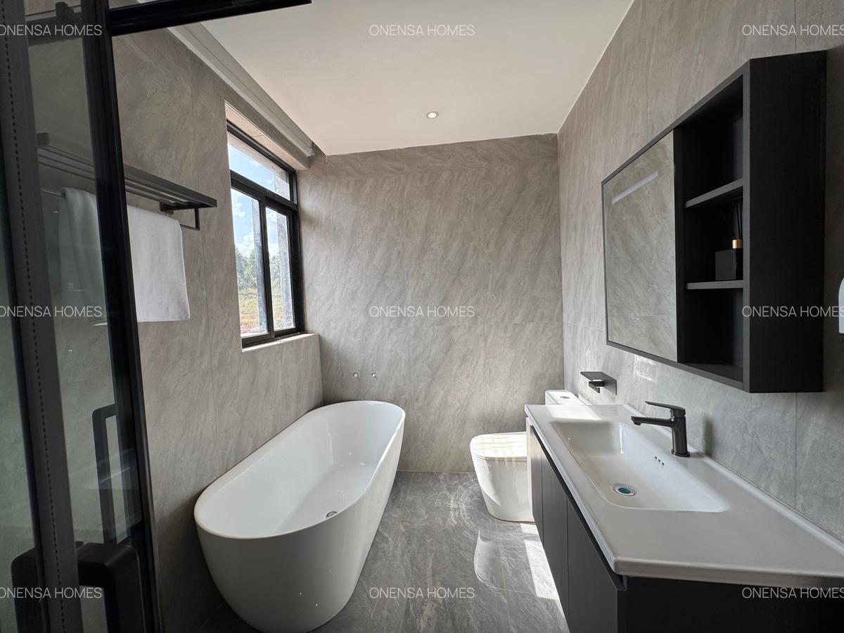 5 Bed House with En Suite in Kamangu - 12