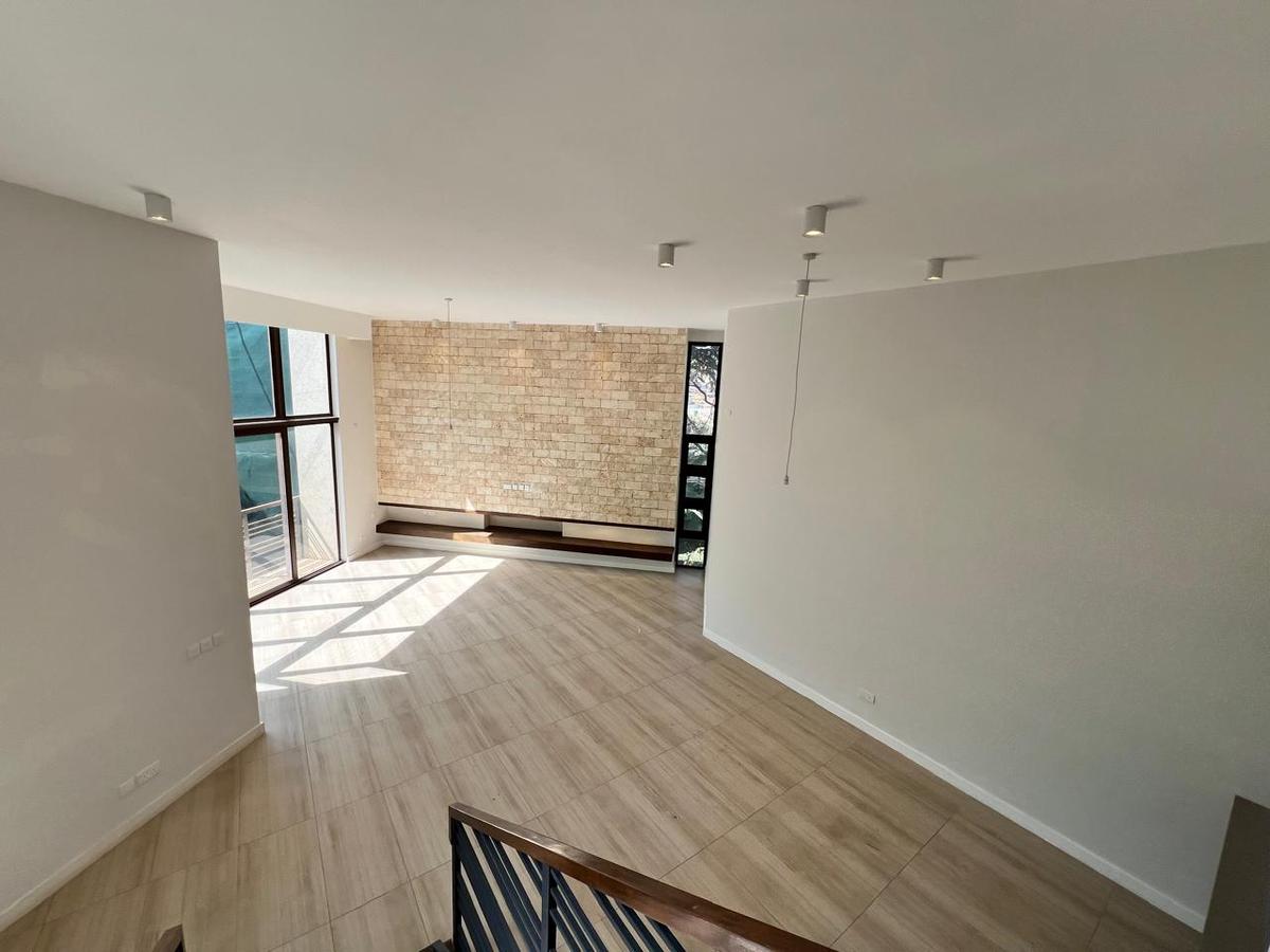 4 Bed Townhouse with En Suite in Lavington - 8