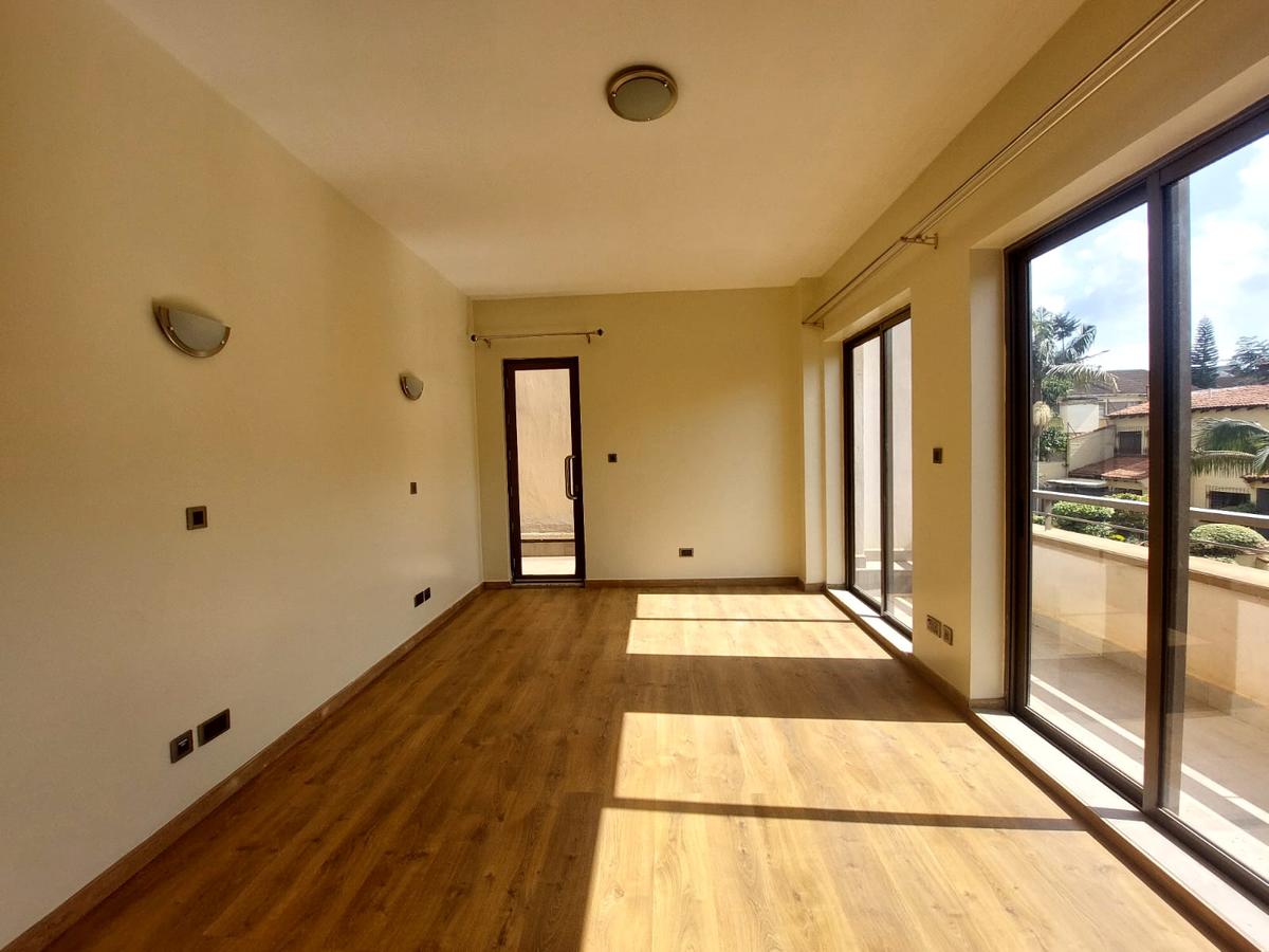 4 Bed Townhouse with En Suite at Kileleshwa - 12