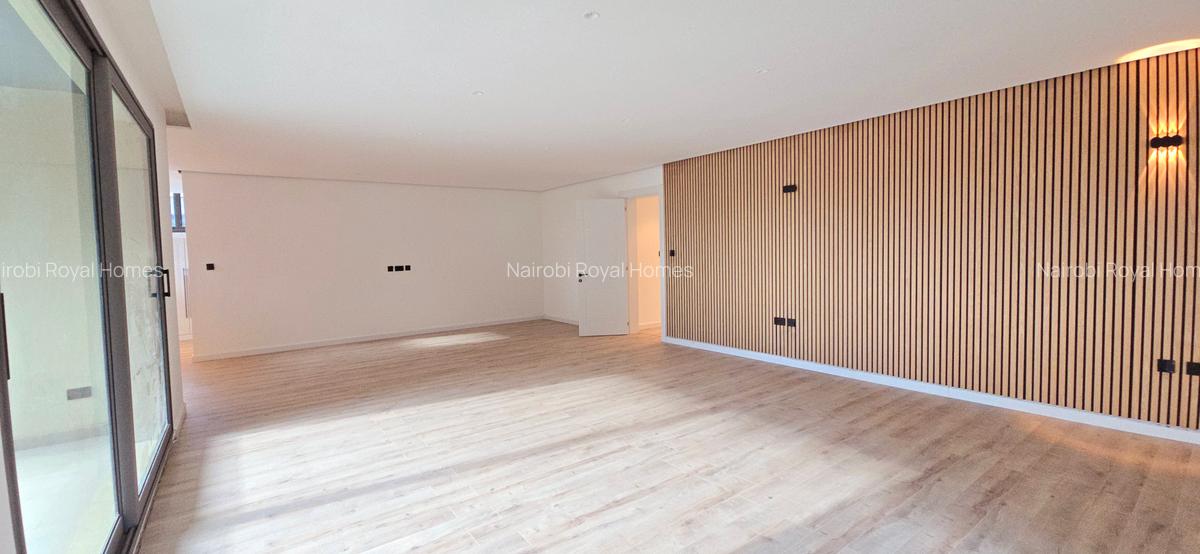 6 Bed Townhouse with En Suite at Lavington Green - 20