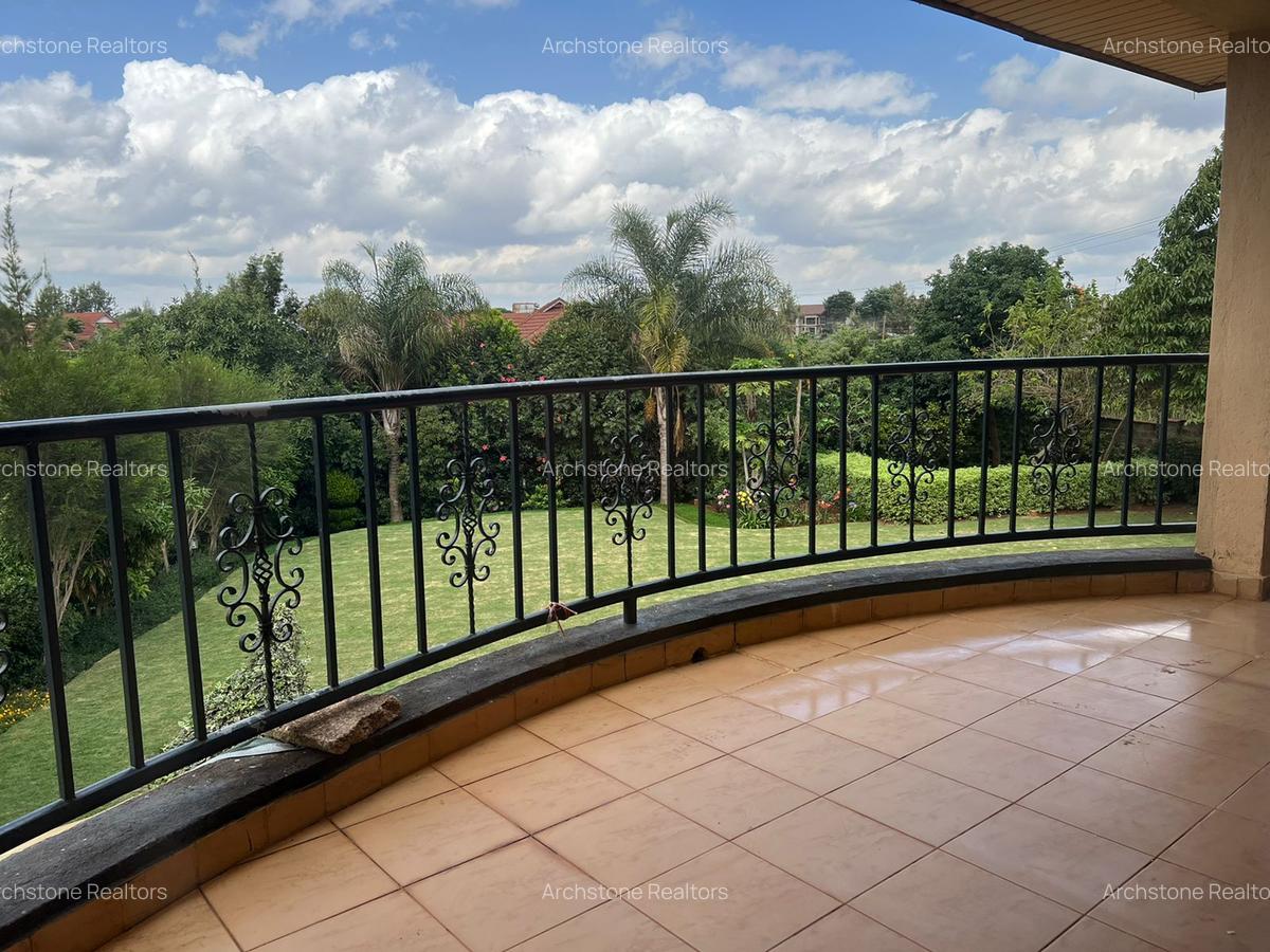 4 Bed Townhouse with En Suite in Runda - 3