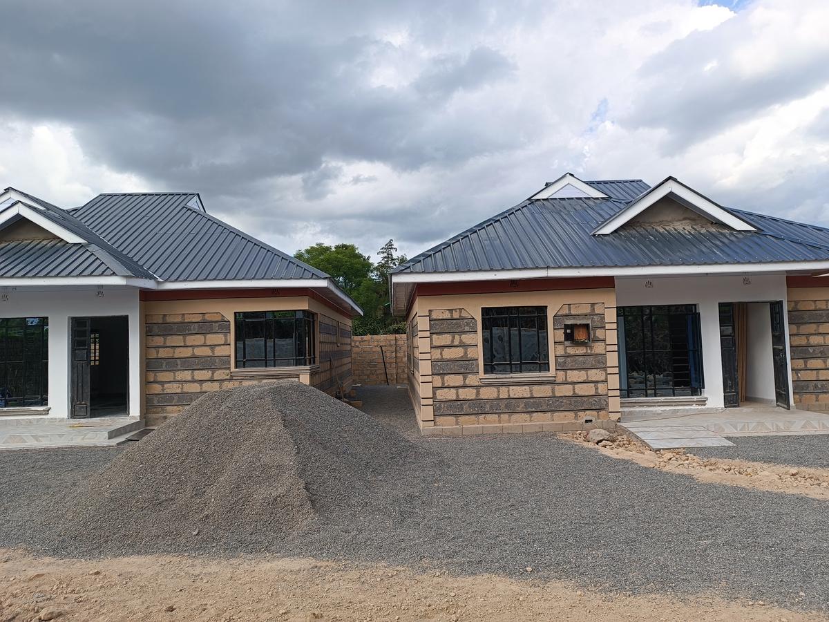 3 Bed House with En Suite at Rimpa Road - 2
