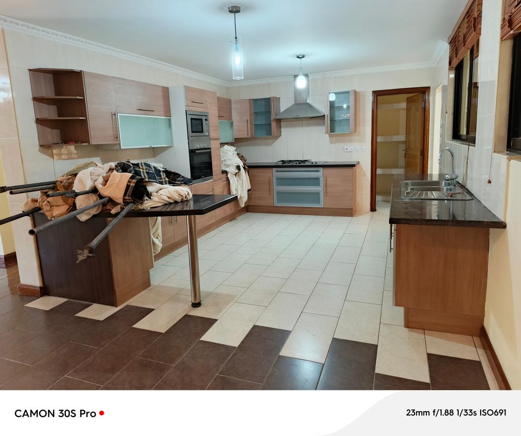 3 Bed Apartment with En Suite at Kileleshwa - 19 3 Bed Apartment with En Suite at Kileleshwa - 19