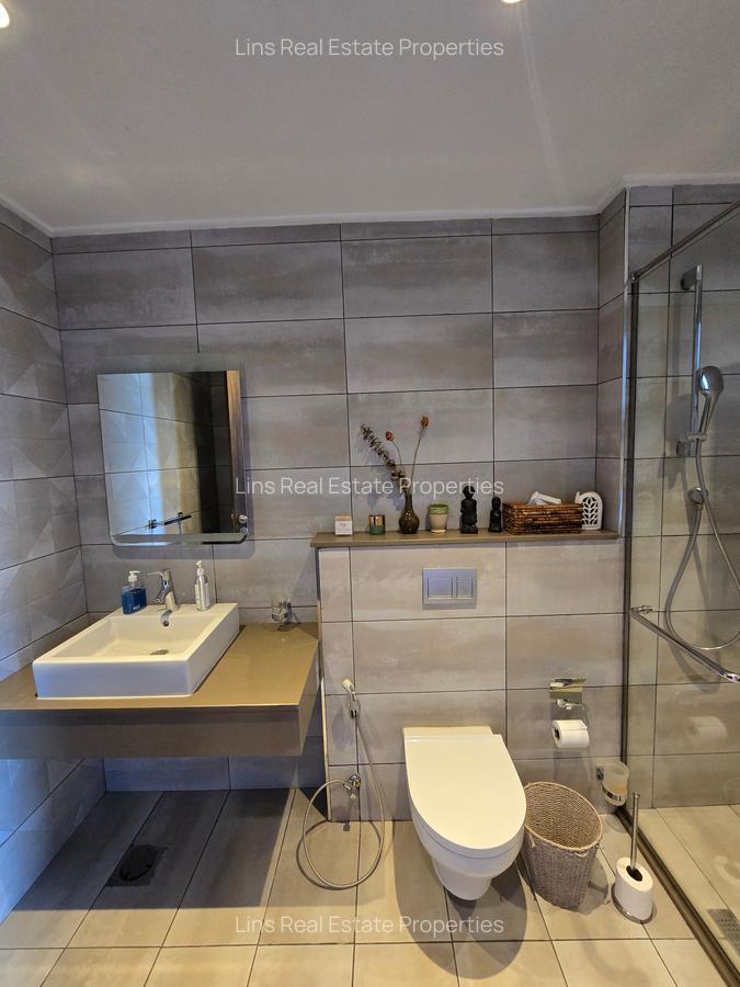 Serviced 3 Bed Apartment with En Suite in Spring Valley - 13