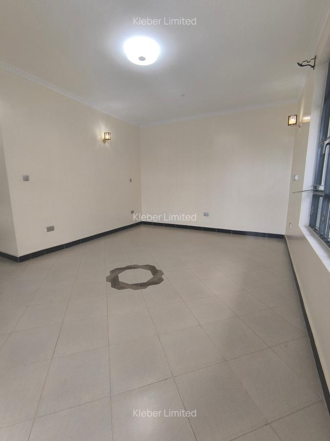 4 Bed House with En Suite in Syokimau - 12