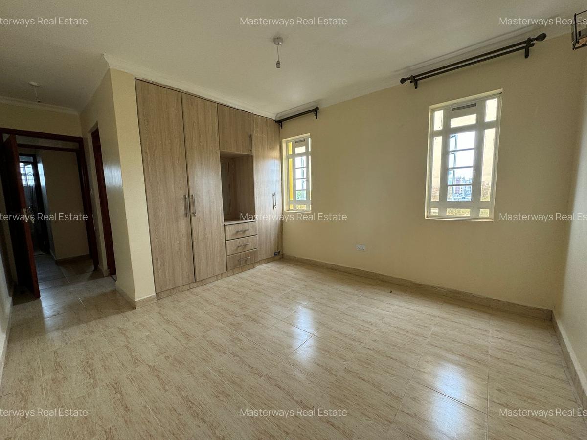 2 Bed Apartment with En Suite in Kamakis - 15