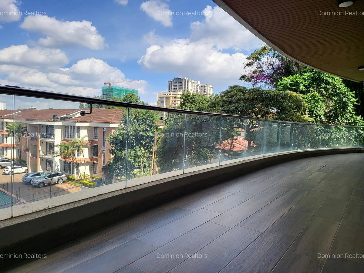 3 Bed Apartment with En Suite in Westlands Area - 16