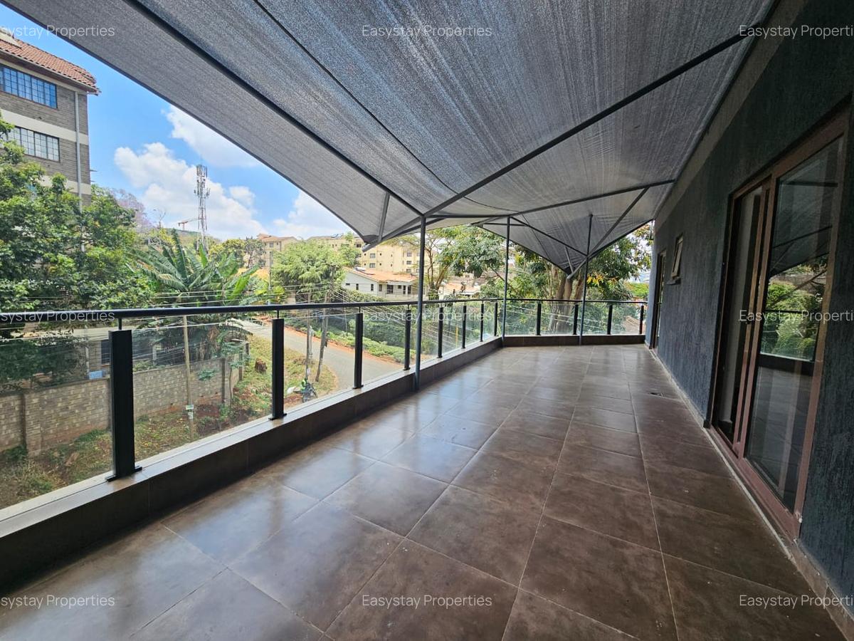 3 Bed Apartment with Swimming Pool at School Lane - 2