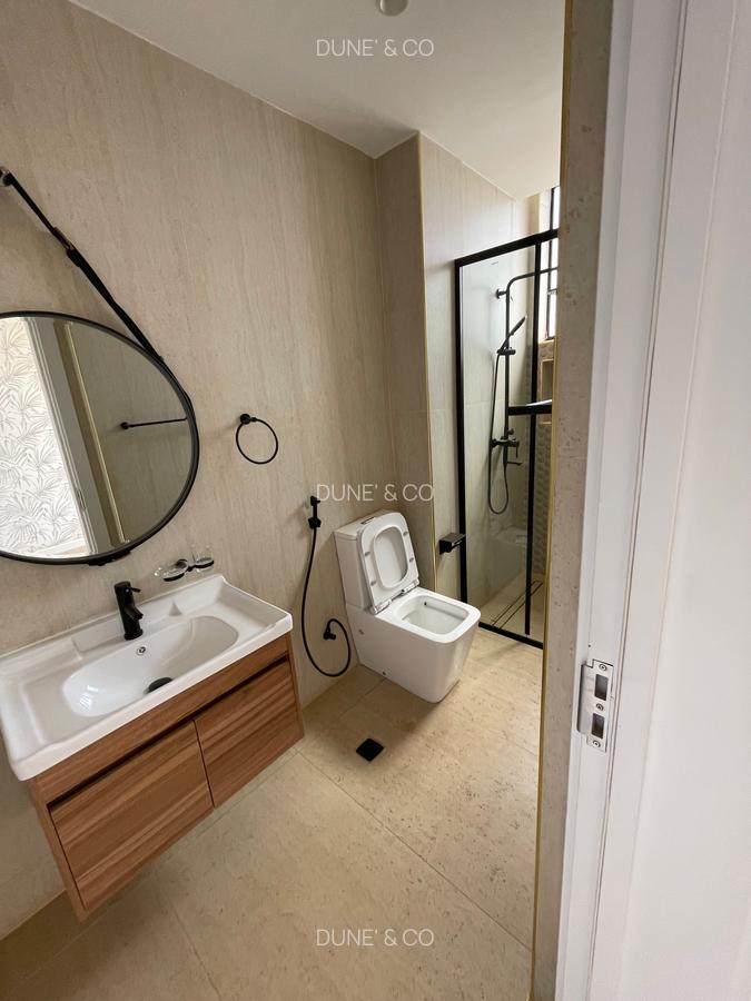 3 Bed Apartment with En Suite in Westlands Area - 17