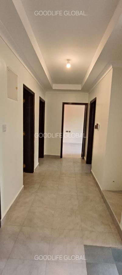 5 Bed House with En Suite at New Kitisuru - 10