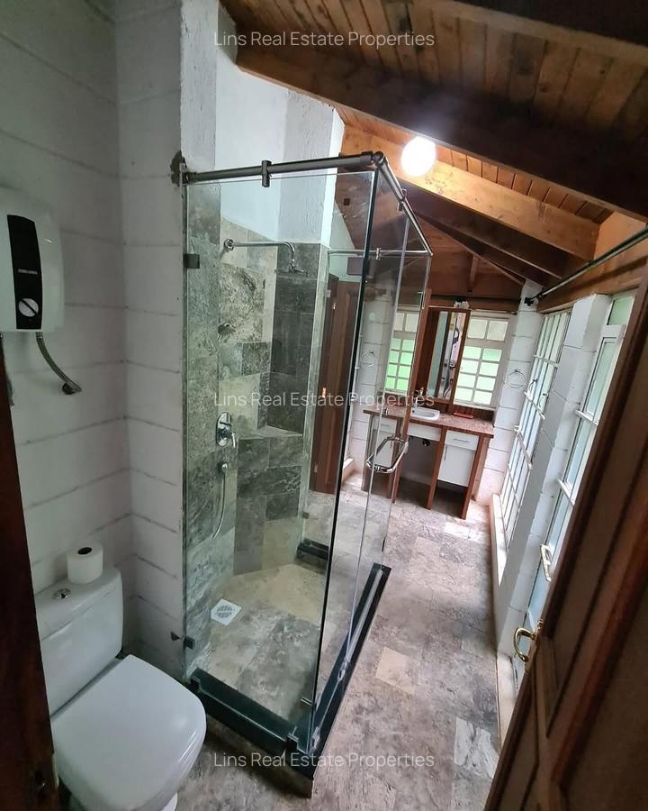 3 Bed House with En Suite in Gigiri - 8